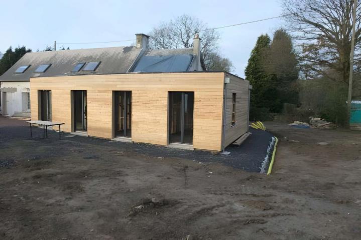 Annexe en bois Manche